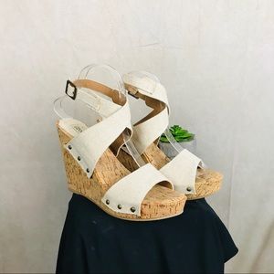 Groove | Cork Wedges | Cream | 9